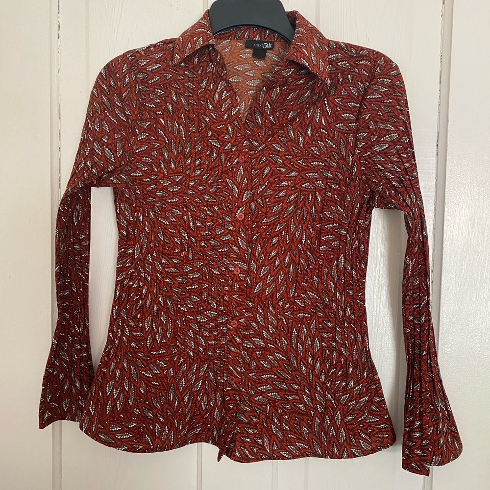 East 5th Red and White Button Down Shirt Petite Small